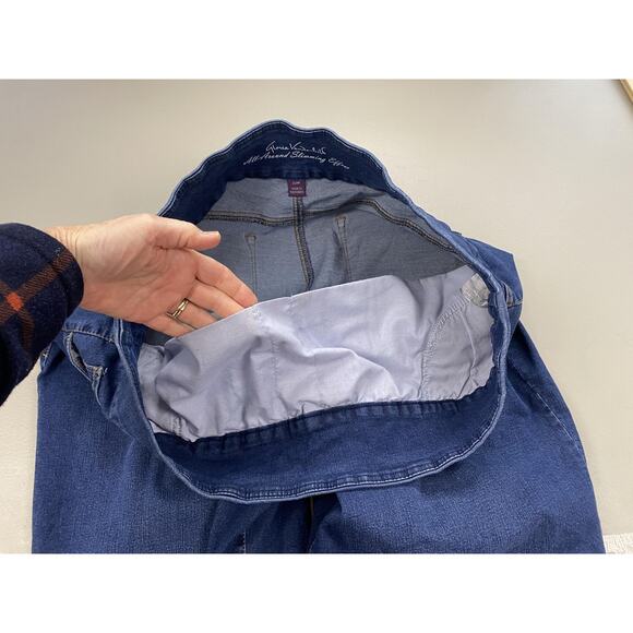 Gloria Vanderbilt Amanda Bermuda Shorts 22W All Around Slimming Dark 44x13 - Picture 10 of 13